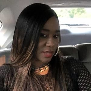 Meet your Posher, Gina